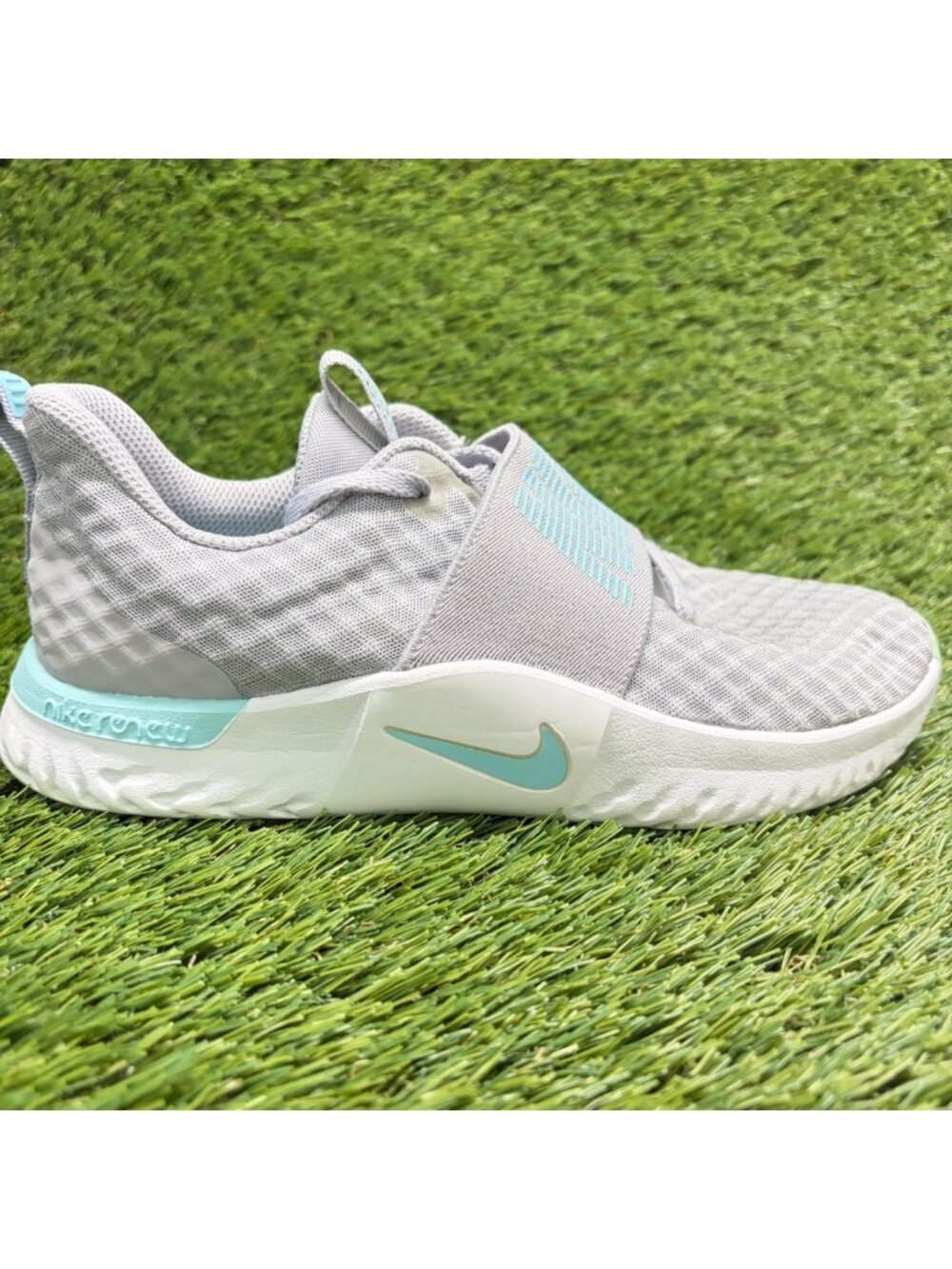 Nike In-Season TR 9 Womens Size 7 Gray Blue Running Athletic Shoes Sneakers